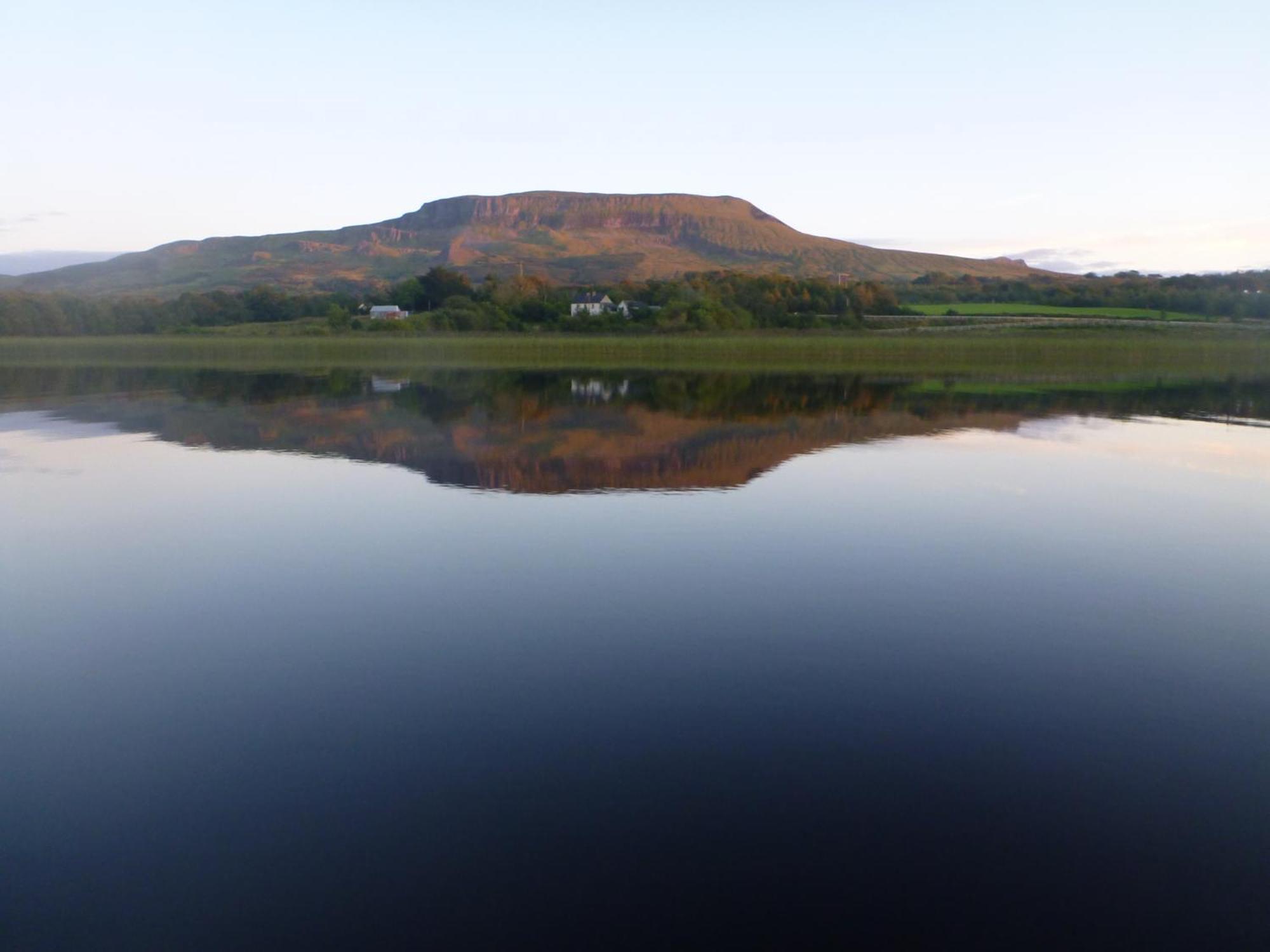 Rougey Lodge Hostel Bundoran Esterno foto